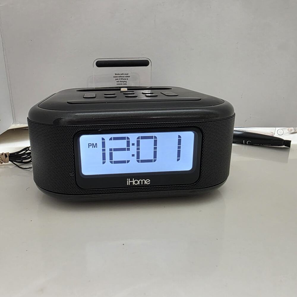 iHome iPL23 Black FM Alarm Clock Radio Stereo Lightning Charger Docking